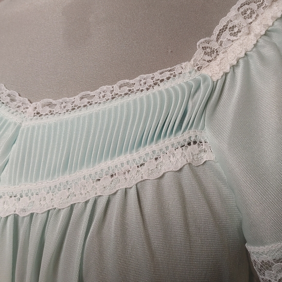 Vintage Maxi Lace Nightgown Size M - Picture 4 of 10